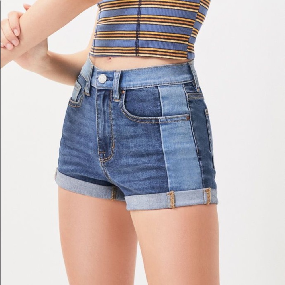 PacSun The Shortie Patchwork Denim Shorts Size 26